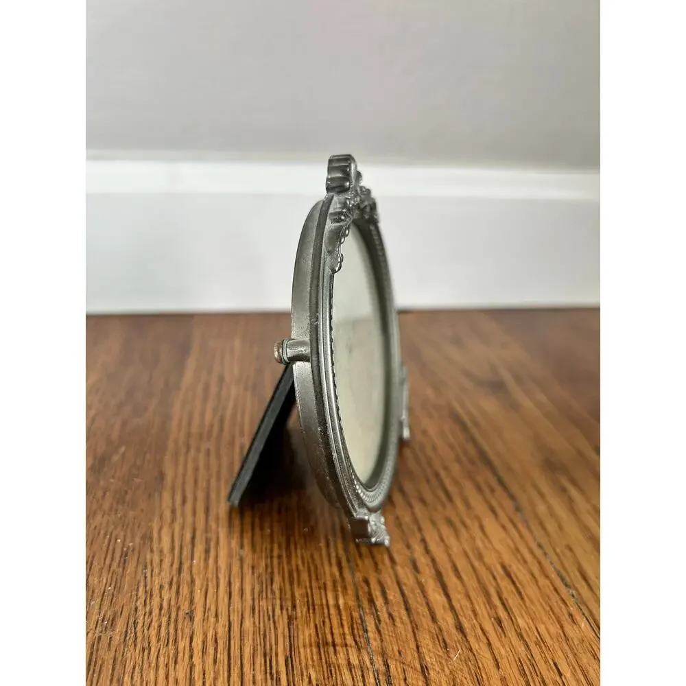 Vintage Metal Round Picture Frame Shell Crest